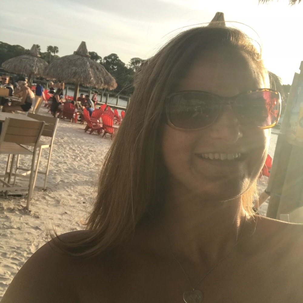 Meet your Posher, Angela